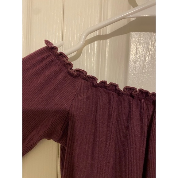 GARAGE Off-the-shoulder Long Sleeve - Picture 2 of 2